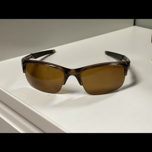 Like New OAKLEY Sunglasses